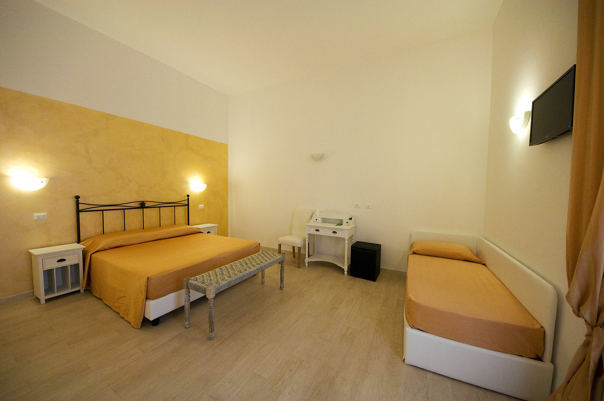 Alangia Inn Rome Exterior photo