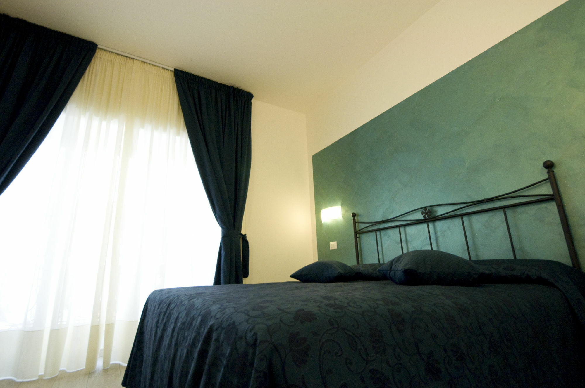 Alangia Inn Rome Exterior photo